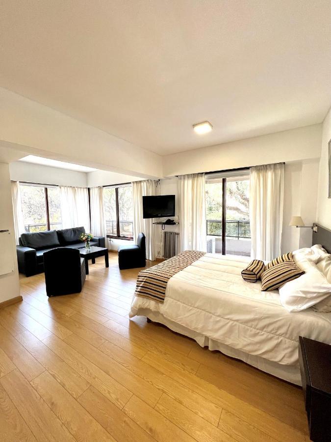 Golf Tower & Apartment *